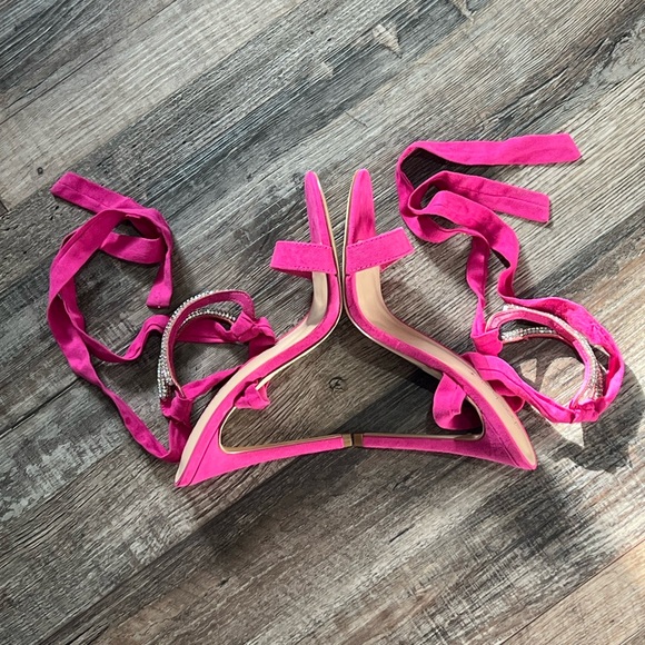Shoedazzle Pink Slingback Sandals Heels Rhinestone  (NWOT) / Size: 8.5 - Picture 5 of 8